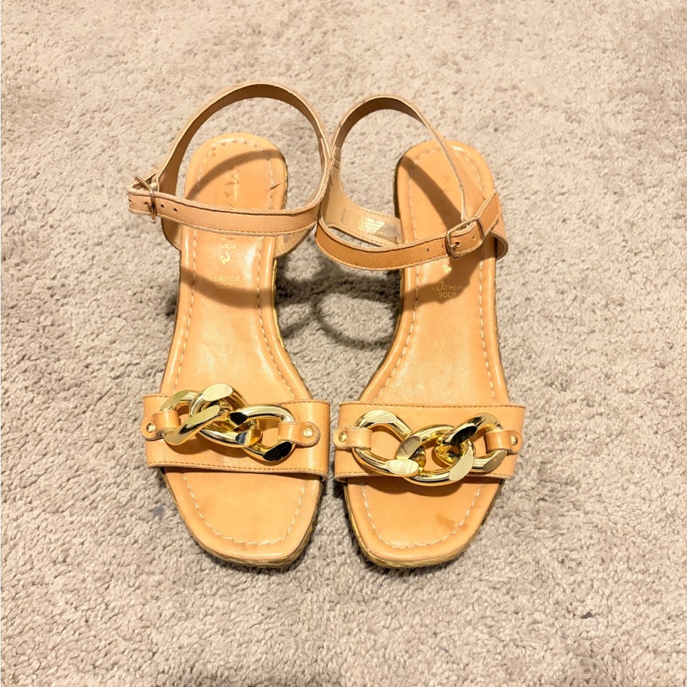Elegant Tan Sandals with Gold Chain Accent